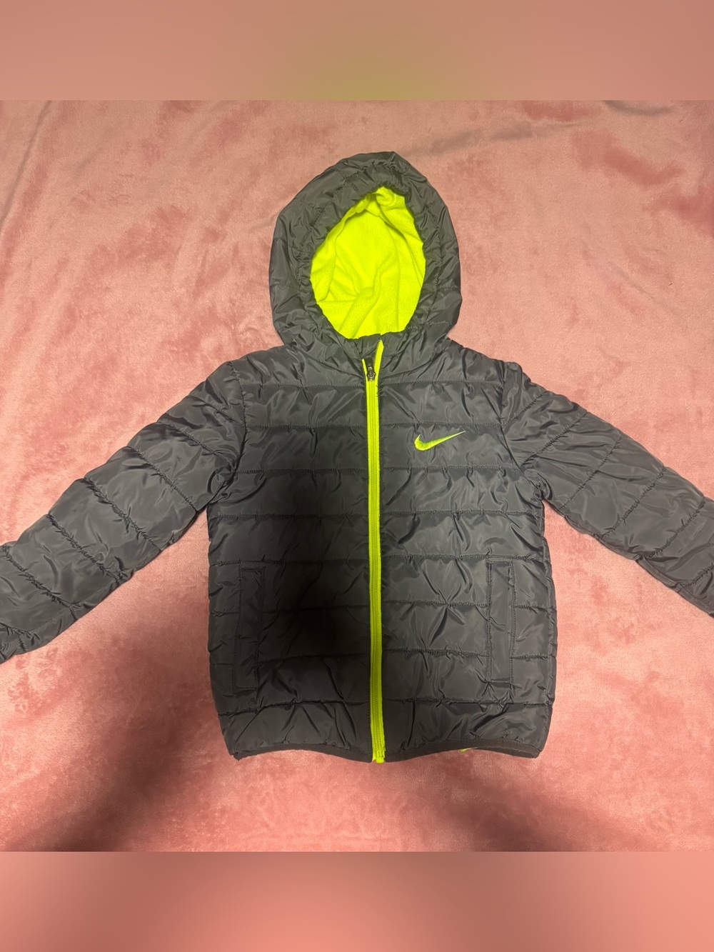 Nike jacket - Picture 1 of 9